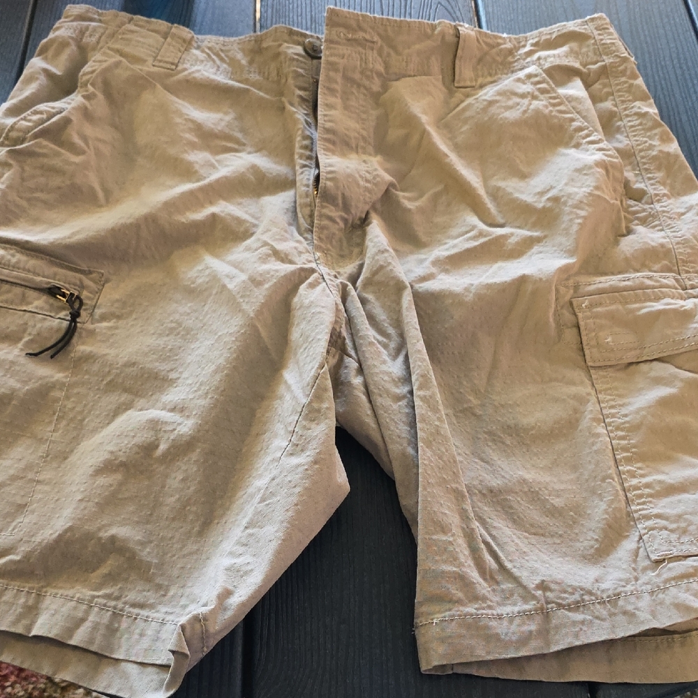 Denizen from Levi's Light Gray Cargo Shorts